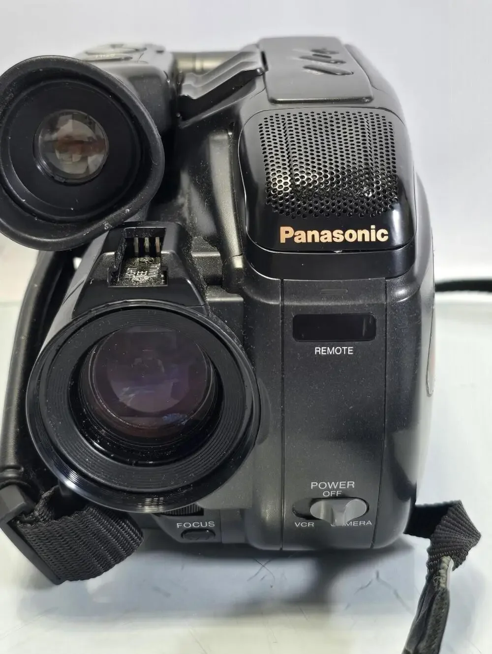 Panasonic PV-IQ304D VHS-C Camcorder 1994 Untested As-Is Parts Repair Japan Made